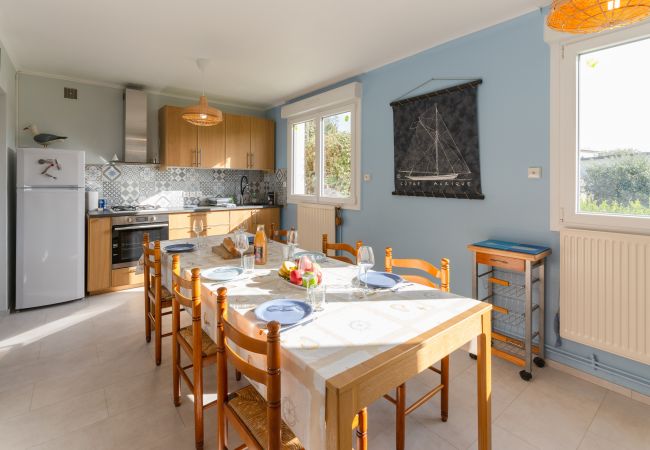 Maison à Ploudalmézeau - Ty Mor Bras - Maison familiale à 2 pas de la plage Maison à Ploudalmézeau - Ty Mor Bras - Maison familiale à 2 pas de la plage