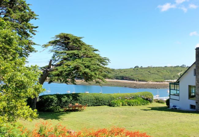 Maison à Saint-Pabu - KER HUELLA - Superbe vue mer / accès plage privé