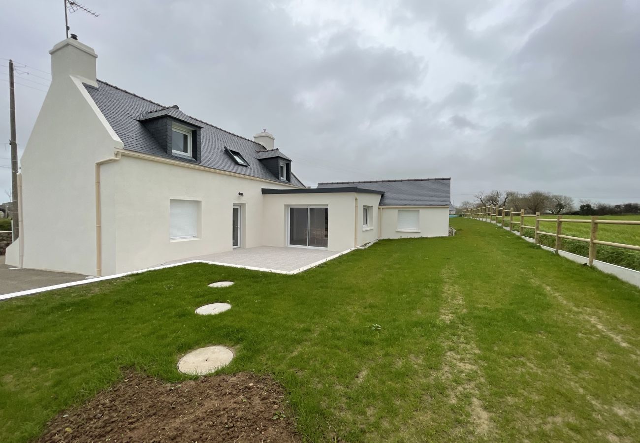 Maison à Plourin -  TY GWECHALL - Charmante maison rénovée entre terre et mer