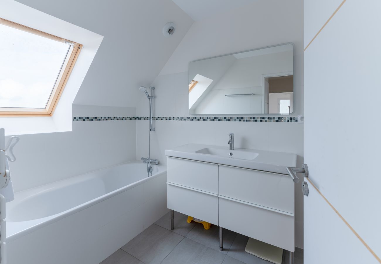 Maison à Saint-Pabu - TY KREIZH - Maison neuve avec piscine proche mer