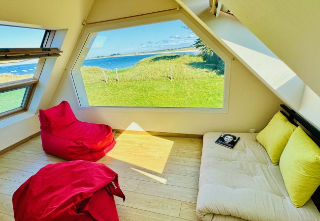 Maison à Ploudalmézeau - TY BULLE - Logement insolite les pieds dans l'eau Maison à Ploudalmézeau - TY BULLE - Logement insolite les pieds dans l'eau