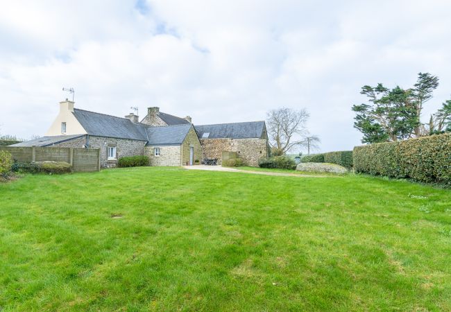 Maison à Plouarzel - LA GRANGE - Joli gîte rural près du golf Maison à Plouarzel - LA GRANGE - Joli gîte rural près du golf