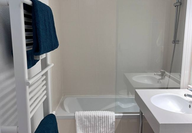 Appartement à Plougonvelin - TY SKED - Appt vue mer avec piscine et sauna