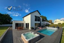 Villa à Ploudalmézeau - EOR GLAS - Villa avec piscine et spa...