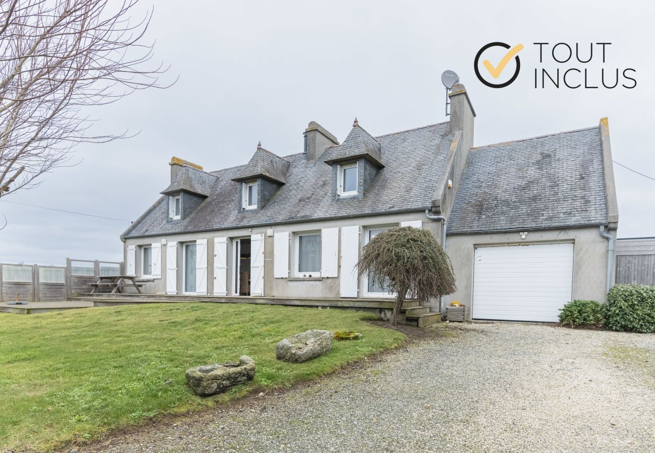 Maison à Ploudalmézeau - TY CARN - Belle maison bretonne à 100m de la mer