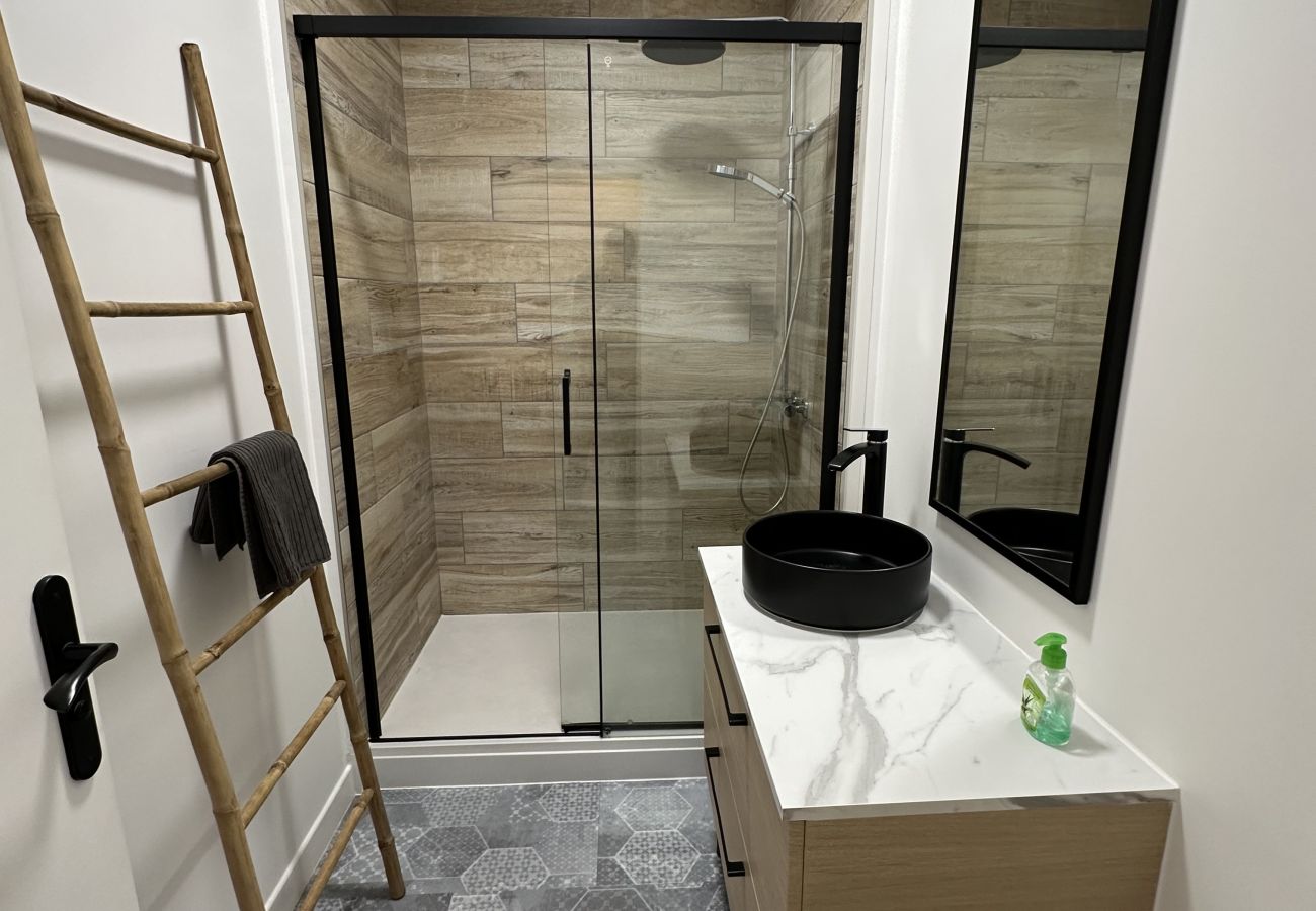 Appartement à Brest - TY NAVARIN - Bel appartement avec SPA