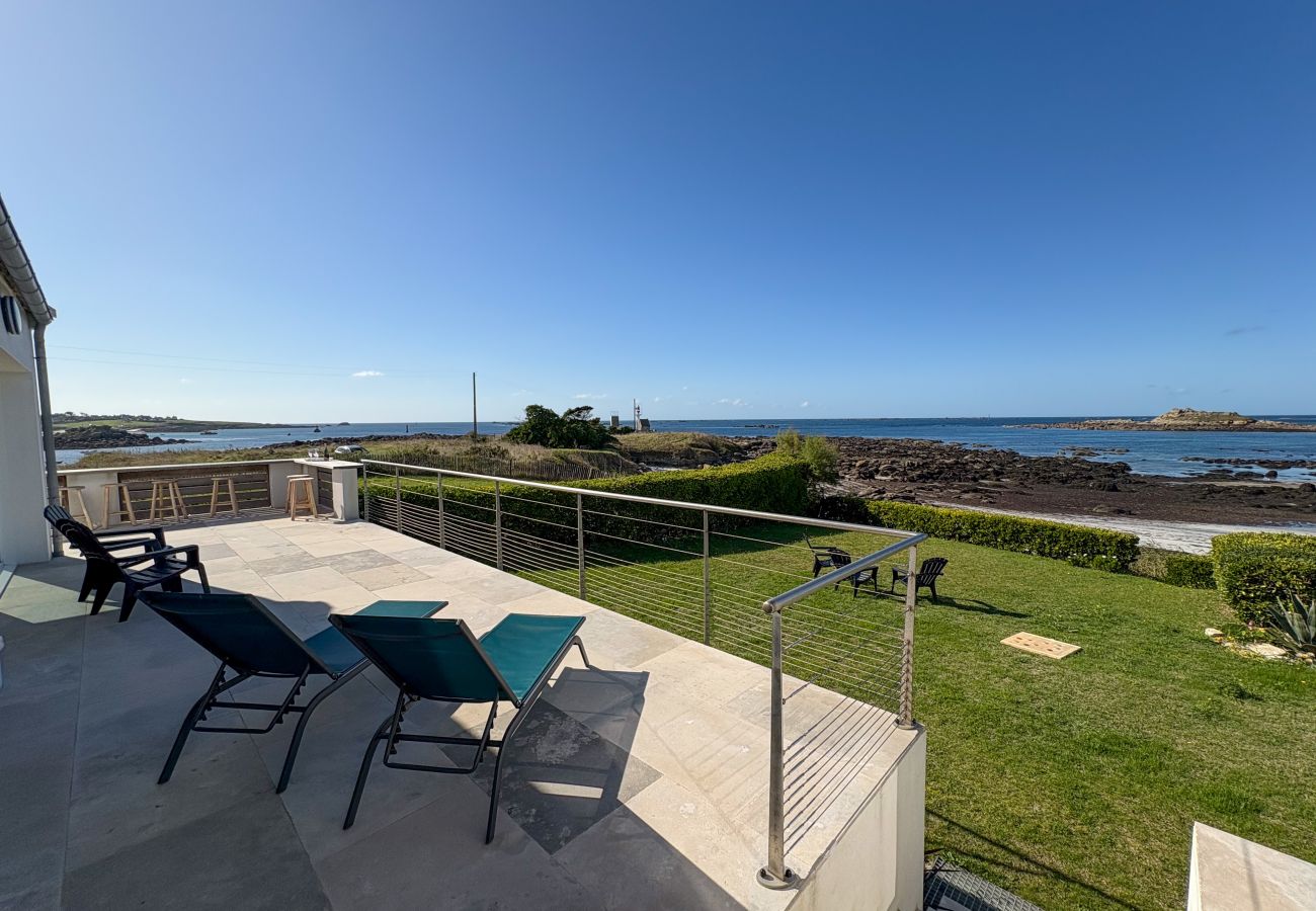 Maison à Ploudalmézeau - TY SUNSET - Vue Mer à 180° & accès Plage direct